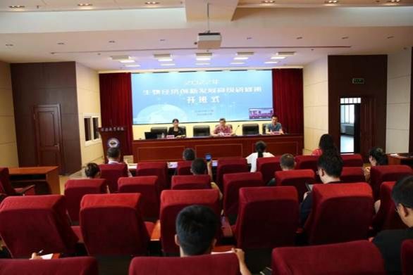 图片包含 室内, 房间, 活, 天花板描述已自动生成 图片包含 室内, 房间, 活, 天花板描述已自动生成